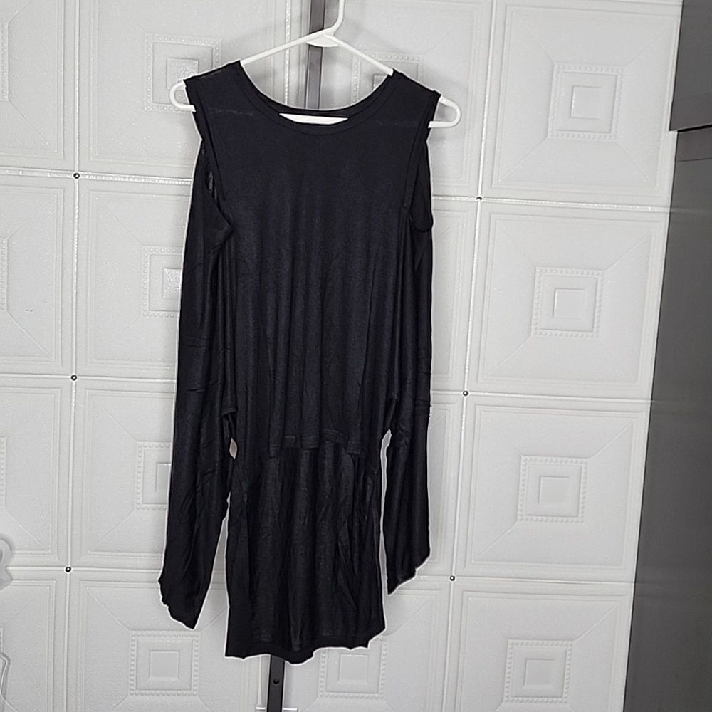 NWT I HRT Black Maxi 2 way cape top size Small